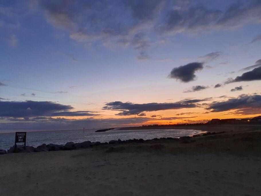 Awave From It All - Escape The City Life Jaywick Sands Ngoại thất bức ảnh